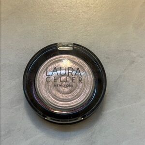 Laura Geller Baked gelato swirl illuminator diamond dust